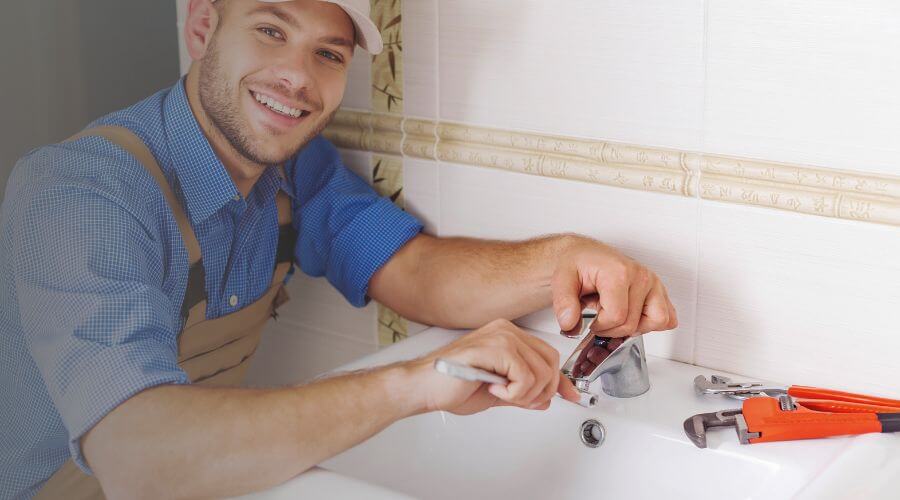 Professional clogged drains services in Midway, TX